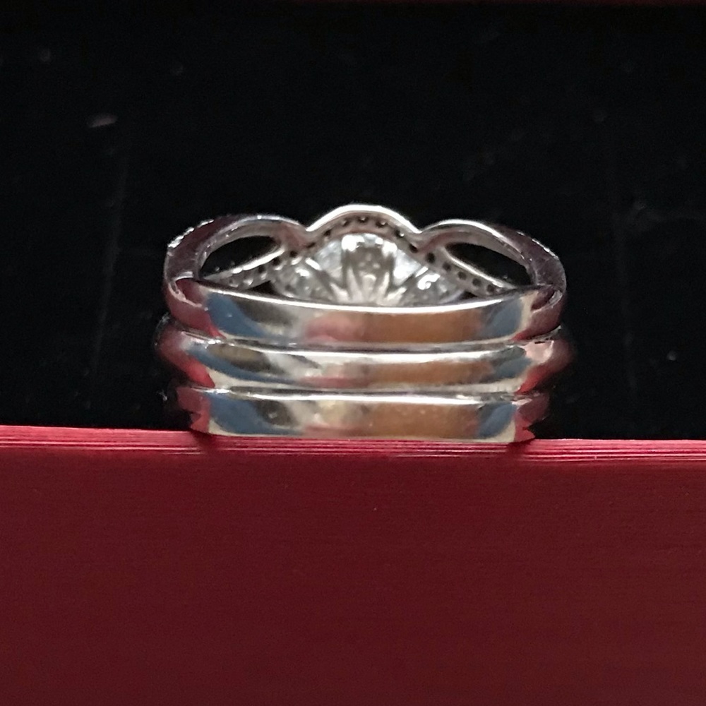 β¨π Wedding Ring πβ¨π - Picture 2 of 8